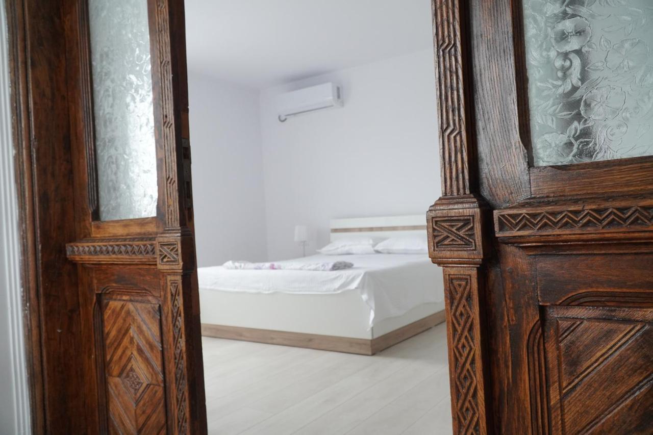 Vila Exclusive Târgu Jiu Екстериор снимка